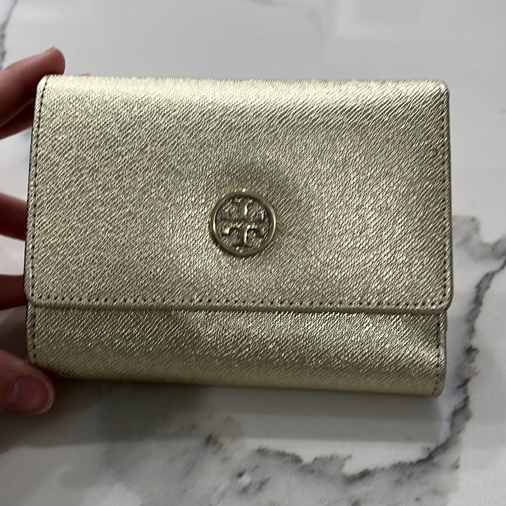 New Tory Burch Gold wallet